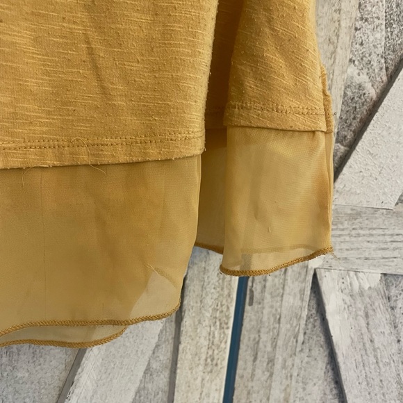 Style and Co Women’s Mustard Yellow Blouse fall top size small - Picture 3 of 4
